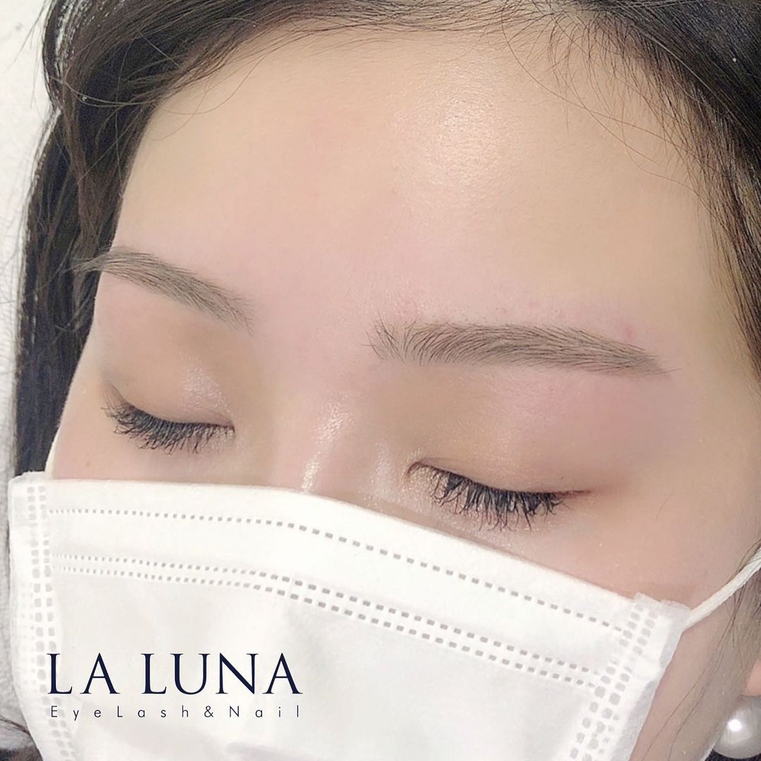 表参道 LA LUNA のアイラッシュ／アイブロウデザインのイメージ